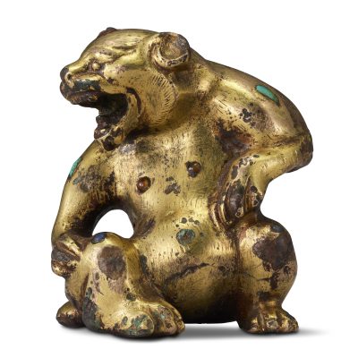 漢銅鎏金嵌貴石熊鎮