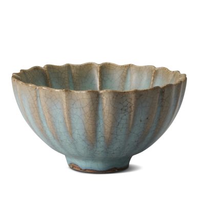 天青釉葵口碗